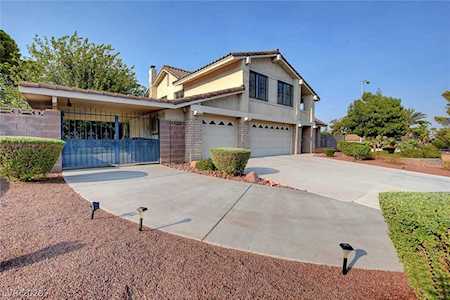 2992 San Blas Dr Las Vegas, NV 89120