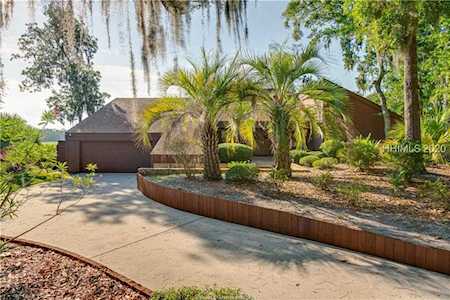 160 Victoria Dr Hilton Head Island, SC 29926