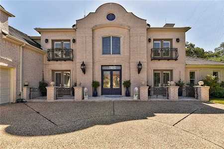 2815 Waterbank CV Austin, TX 78746