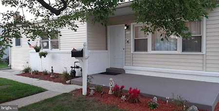 209 Juniper Dr Glen Burnie, MD 21060