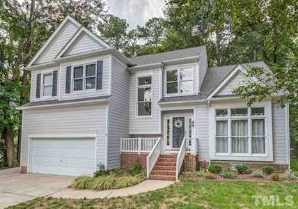 915 Beddingfield Drive Knightdale, NC 27545