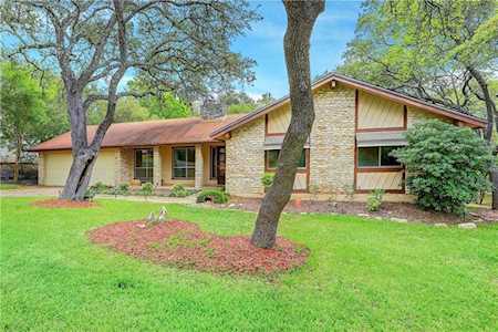 8002 Red Willow DR Austin, TX 78736
