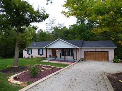 3003 Coffee Tree Ct Crestwood, KY 40014