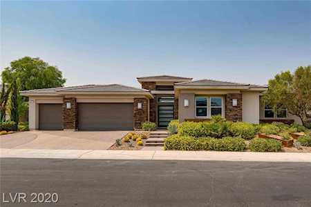 8137 Sweetwater Creek Way Las Vegas, NV 89113
