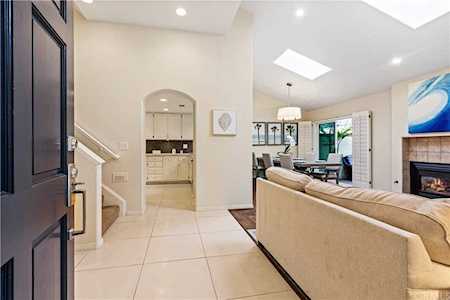 14 Grenada Court Manhattan Beach, CA 90266