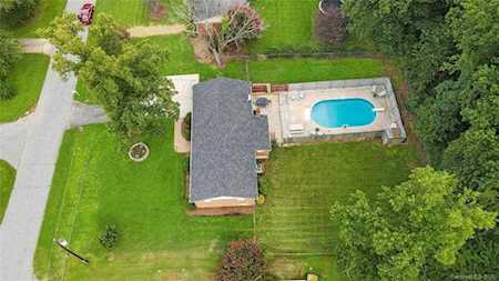 2540 32nd Ave NE Hickory, NC 28601