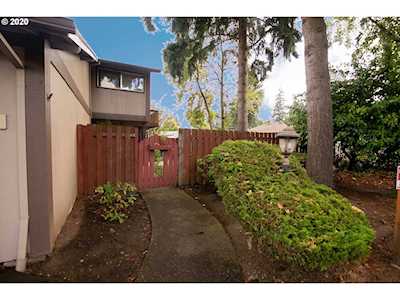 2359 SE 112th Ave Portland, OR 97216