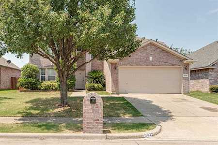 5629 Robins Way North Richland Hills, TX 76180