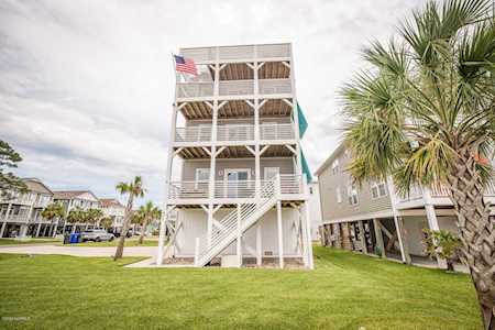 406 Tennessee Avenue Carolina Beach, NC 28428