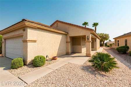 2150 Desert Woods Dr Henderson, NV 89012