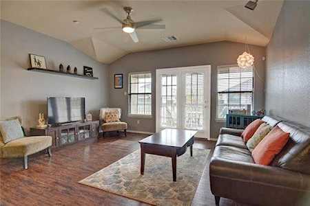 9201 Brodie Ln #3901 Austin, TX 78748