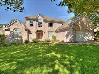 2800 Creeks Edge PKWY Austin, TX 78733