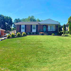 5606 Georgia Ln Louisville, KY 40219