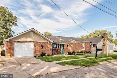 107 Chain O Hills Rd Glen Burnie, MD 21060