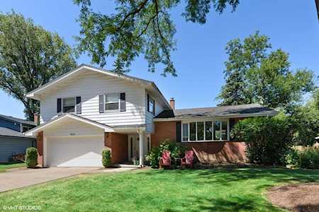 624 Concord Place Barrington, IL 60010