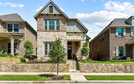 1266 Ocean Breeze Drive Flower Mound, TX 75028