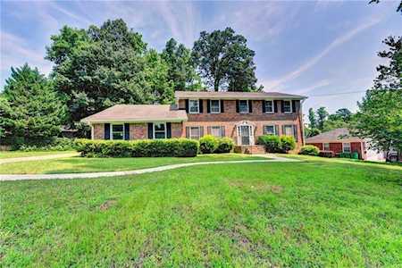 2224 Sancroff Ct Dunwoody, GA 30338