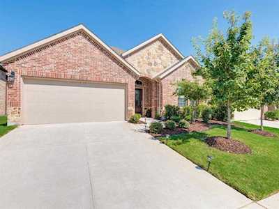 5117 Pleasant Springs Court Forney, TX 75126