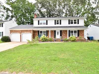 5253 Albright Dr Virginia Beach, VA 23464