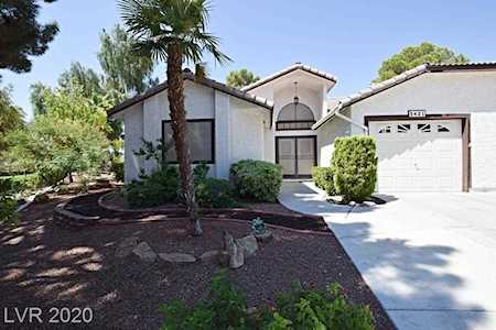 5421 Broadwater Ln Las Vegas, NV 89130