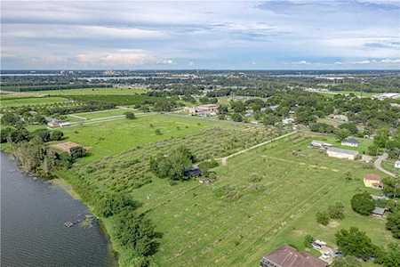 555 N Eagle Dr Eagle Lake, FL 33839