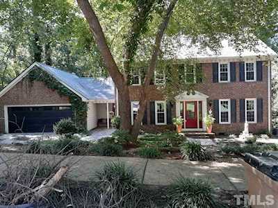 6117 Gainsborough Drive Raleigh, NC 27612
