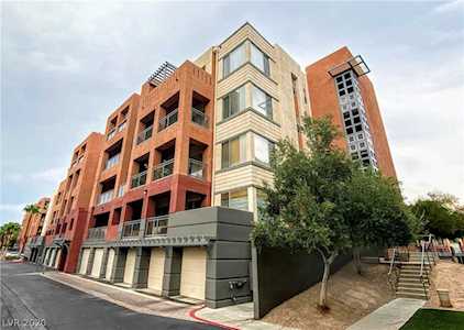 47 E Agate Ave #402 Las Vegas, NV 89123