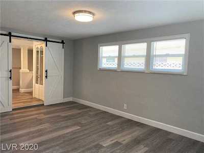 1011 Griffith Ave Las Vegas, NV 89104