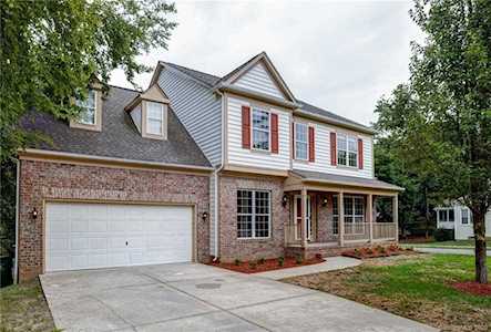 7616 Ridgefield Dr Charlotte, NC 28269