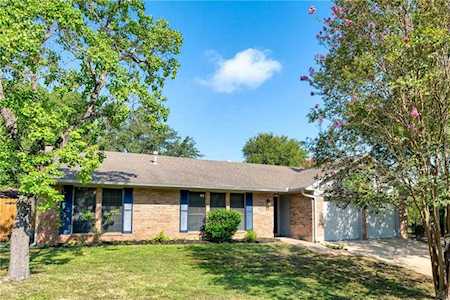 7300 Canteen CIR Austin, TX 78749