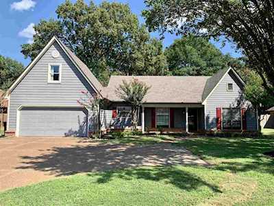3358 Altruria Rd Bartlett, TN 38135