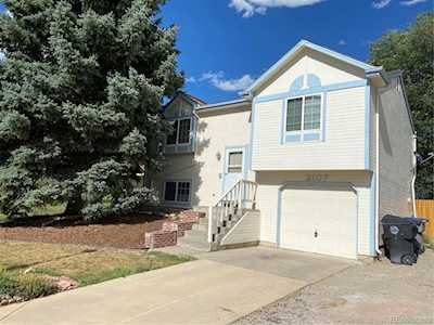 2107 Hackberry Circle Longmont, CO 80501