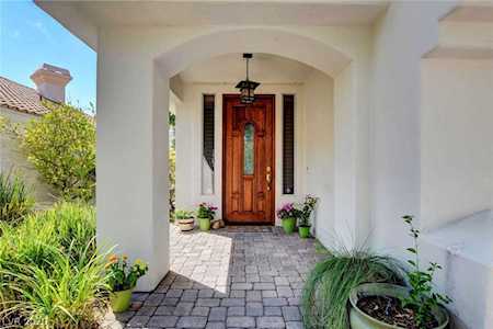 8113 Lake Hills Dr Las Vegas, NV 89128