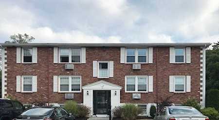 37 Holten St #11 Danvers, MA 01923
