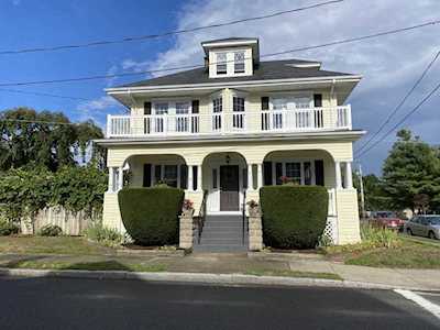 12 Buttonwood St New Bedford, MA 02740