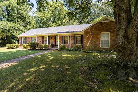 1776 E Bryn Mawr Cir Germantown, TN 38138