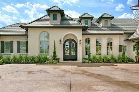 207 Birdstone LN Georgetown, TX 78628