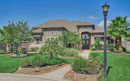17919 Country Cove Cypress, TX 77433