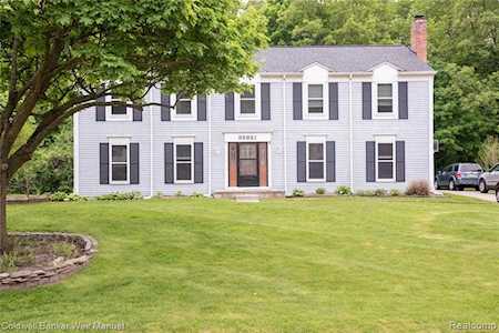 35921 Fredericksburg Rd Farmington, MI 48331
