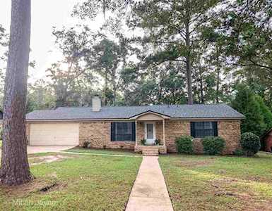 2724 Parsons Rest Tallahassee, FL 32309