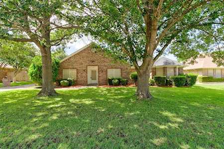 5608 Choctaw Drive De Cordova, TX 76049
