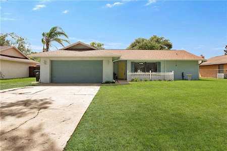 4118 Barnsley Dr Orlando, FL 32812