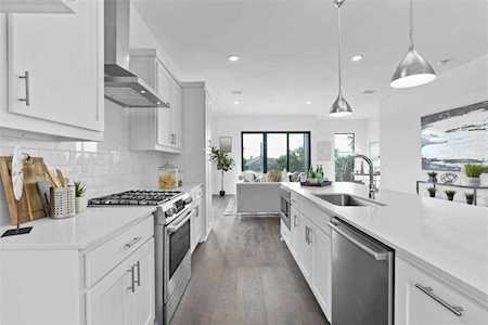 737 N Zang Boulevard #103 Dallas, TX 75208