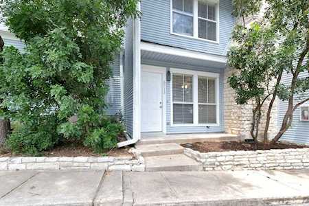 6913 Old Quarry LN Austin, TX 78731