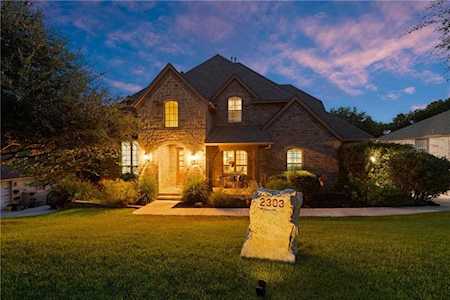 2303 Arroyo Grande Leander, TX 78641