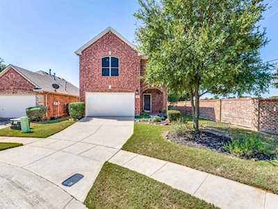 371 Granger Circle Lantana, TX 76226