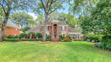 8630 Woodlane Dr Germantown, TN 38138