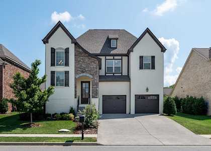 1030 Laffite Way Gallatin, TN 37066
