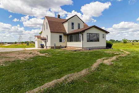 2230 White Wolf Ln Kaukauna, WI 54130
