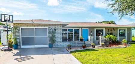 45 Oakland Hills Ct Rotonda West, FL 33947